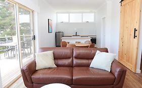 Harbour View Motel